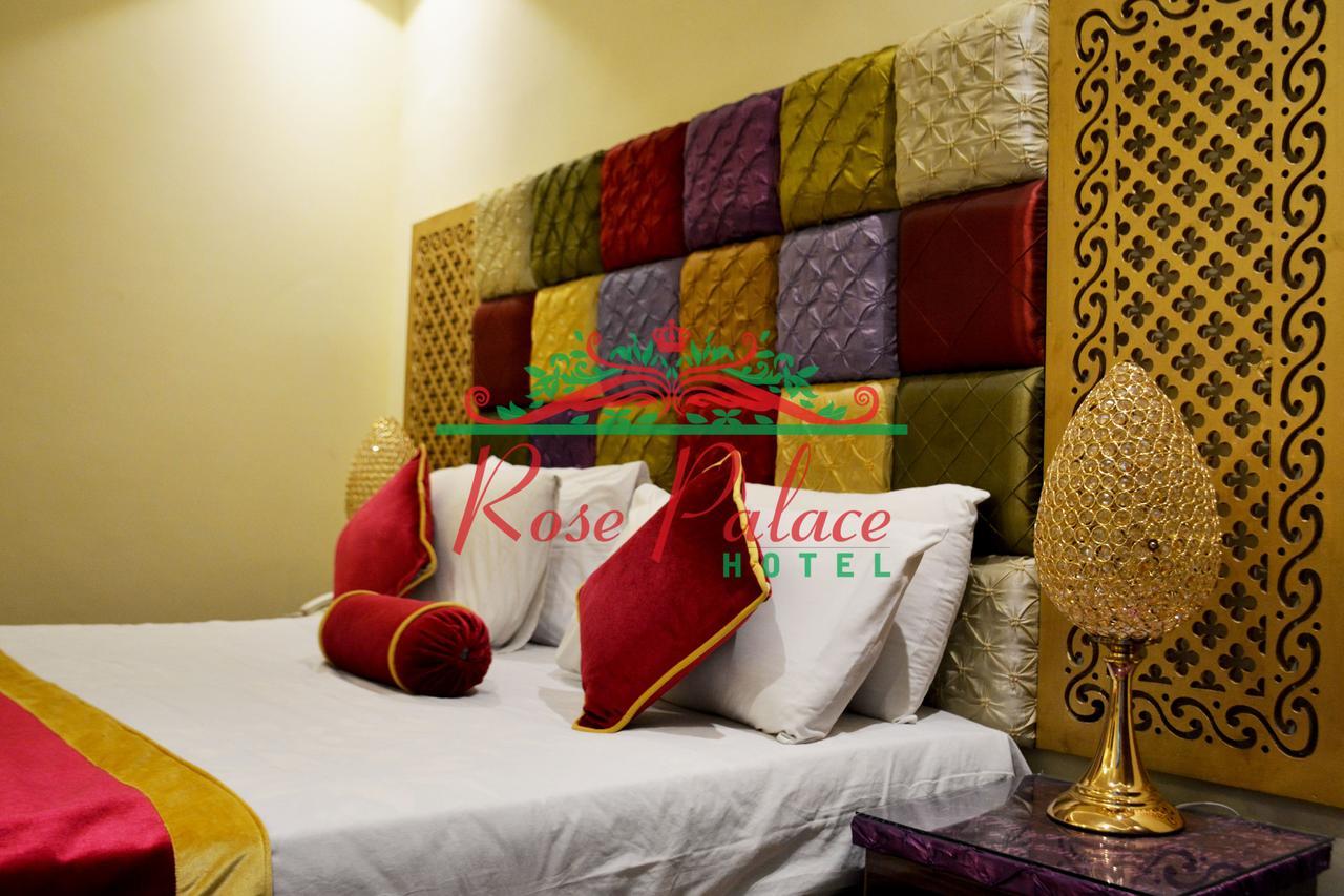 Rose Palace Hotel Lahore Esterno foto