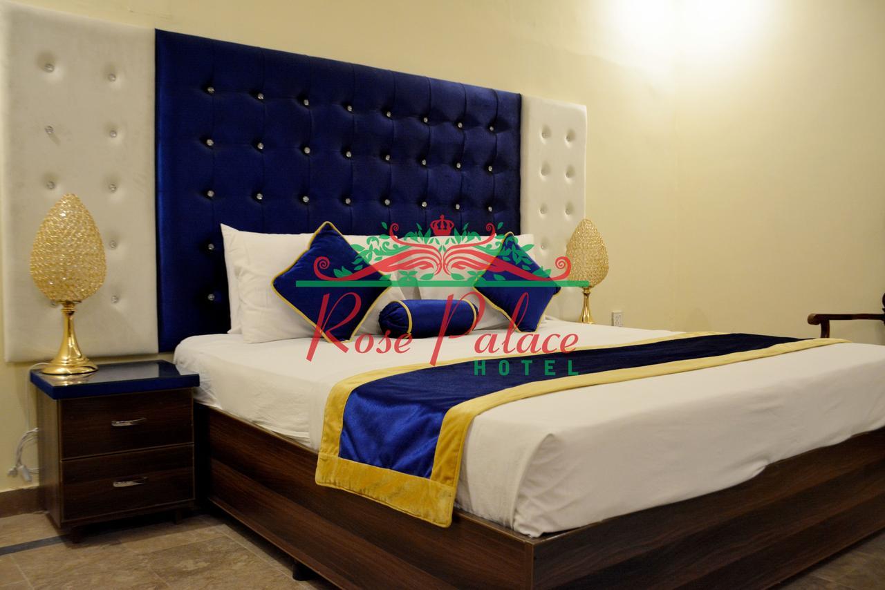Rose Palace Hotel Lahore Esterno foto