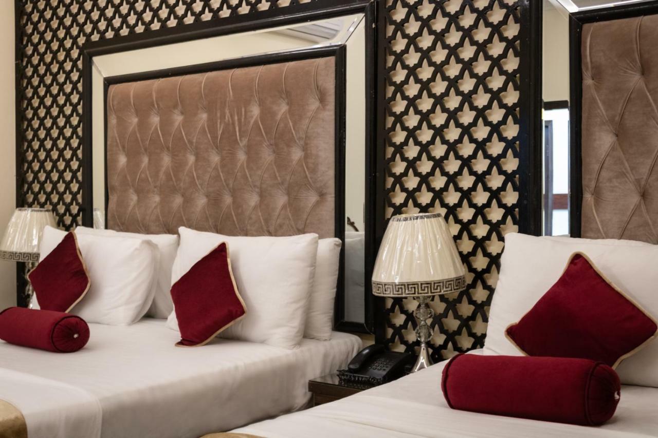 Rose Palace Hotel Lahore Esterno foto