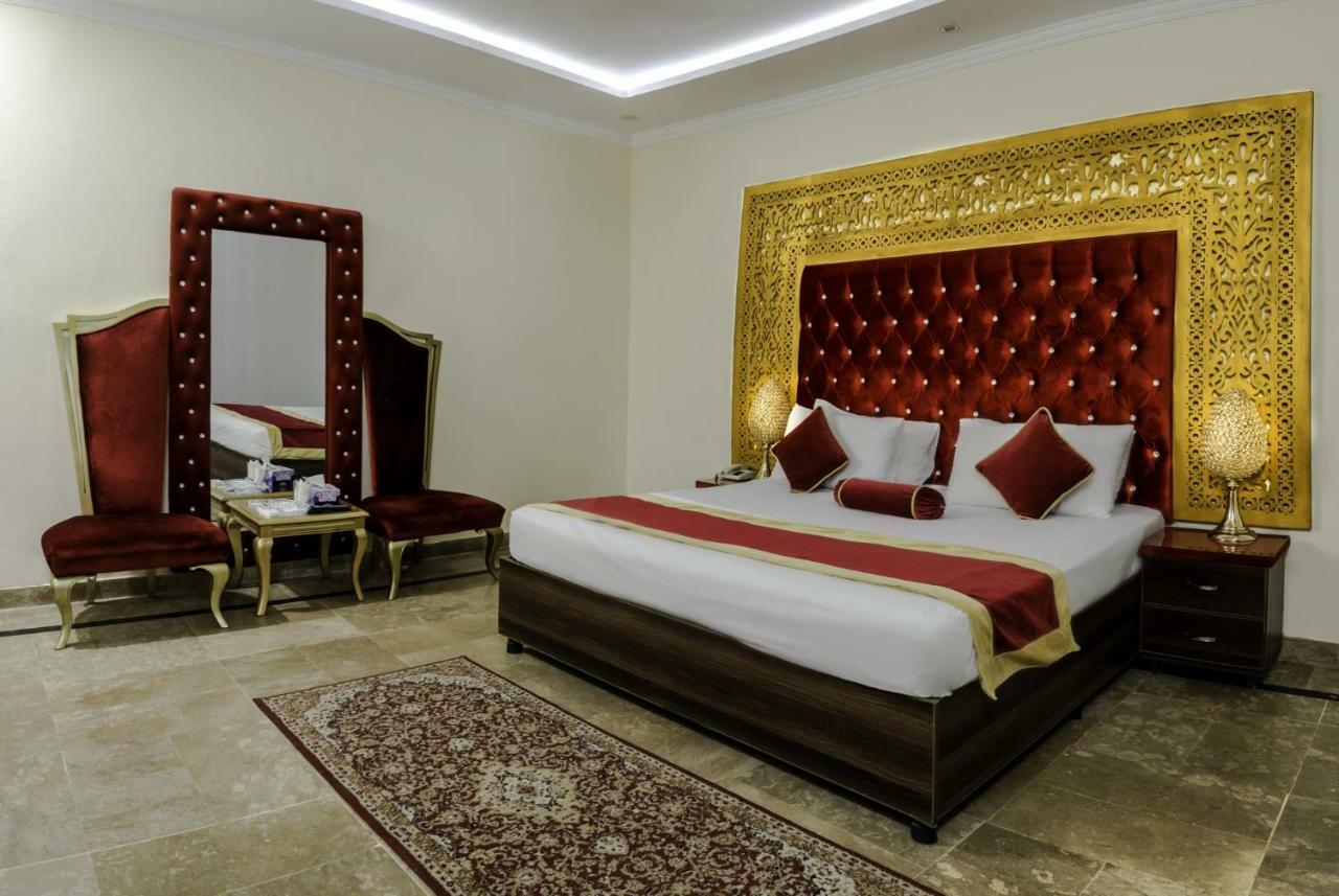 Rose Palace Hotel Lahore Esterno foto