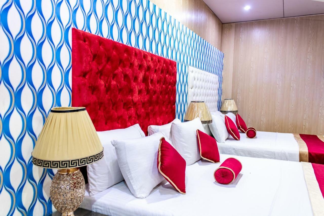 Rose Palace Hotel Lahore Esterno foto