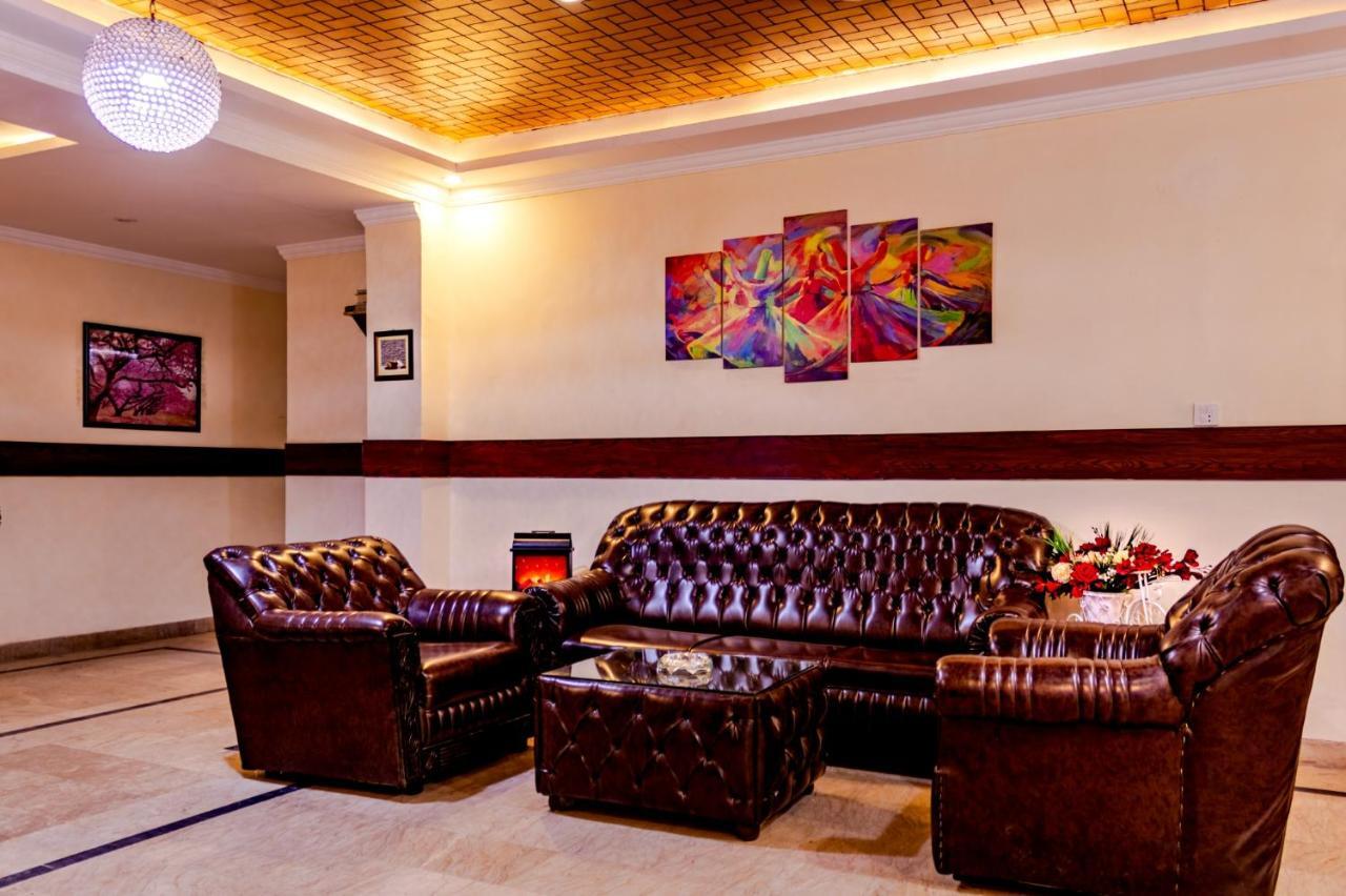 Rose Palace Hotel Lahore Esterno foto