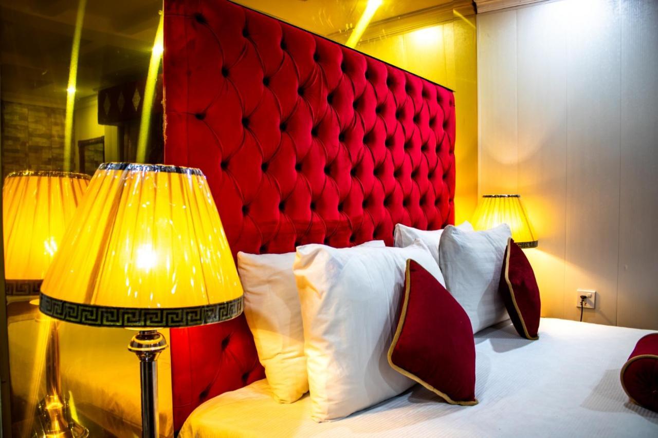 Rose Palace Hotel Lahore Esterno foto